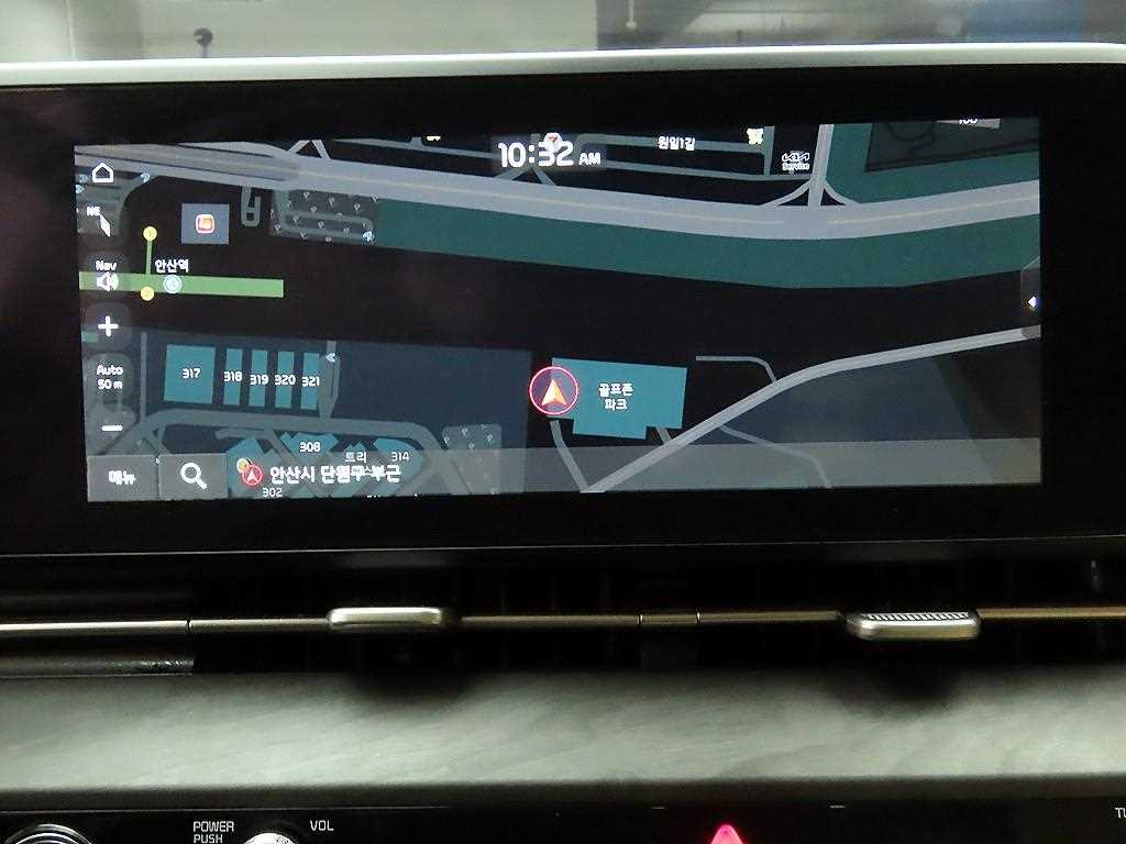 KIA Carnival - Vista 9