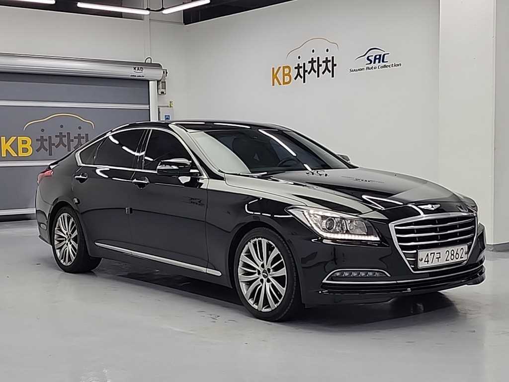 HYUNDAI Genesis - Vista 4