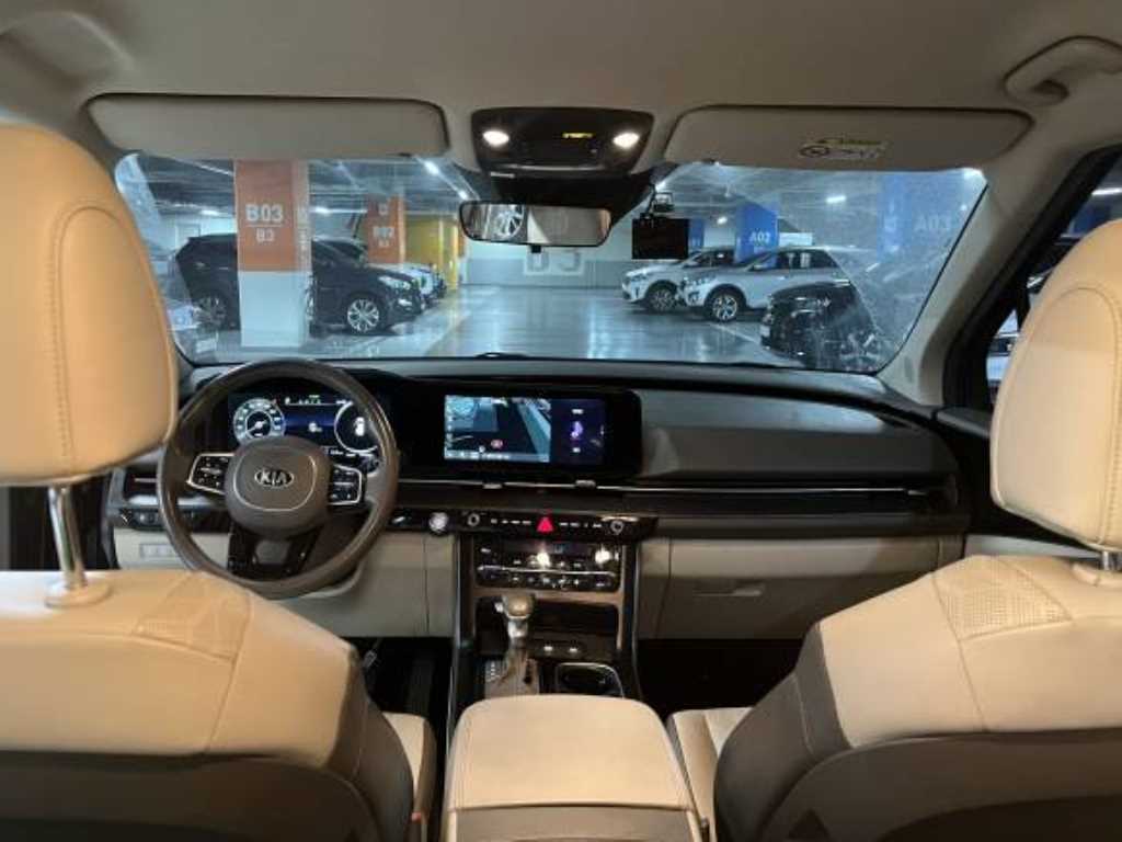 KIA Carnival - Vista 5