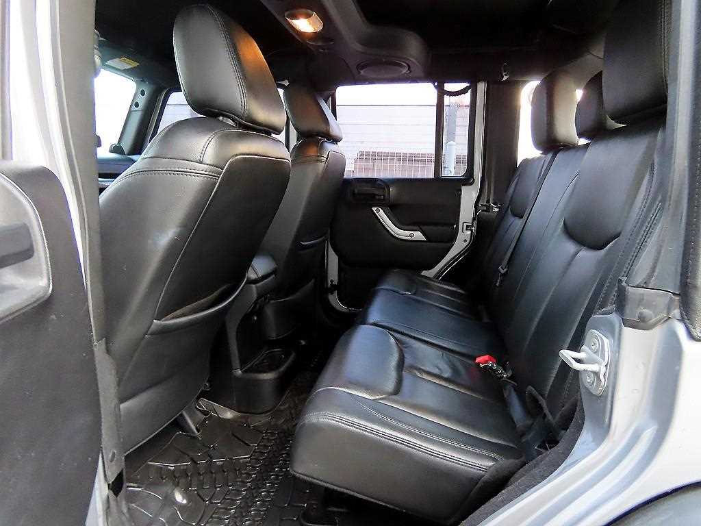 Jeep Wrangler - Vista 6