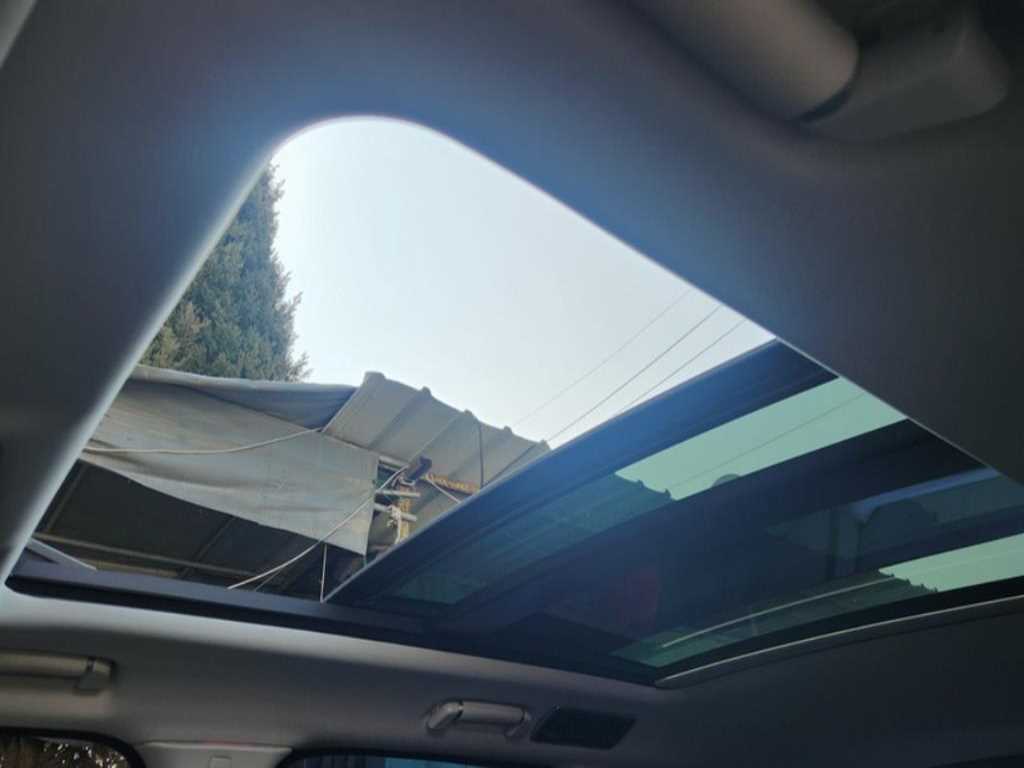 Land Rover Range Rover 2018 Negro - Importación desde Corea - HF Imports Iquique - Foto 13