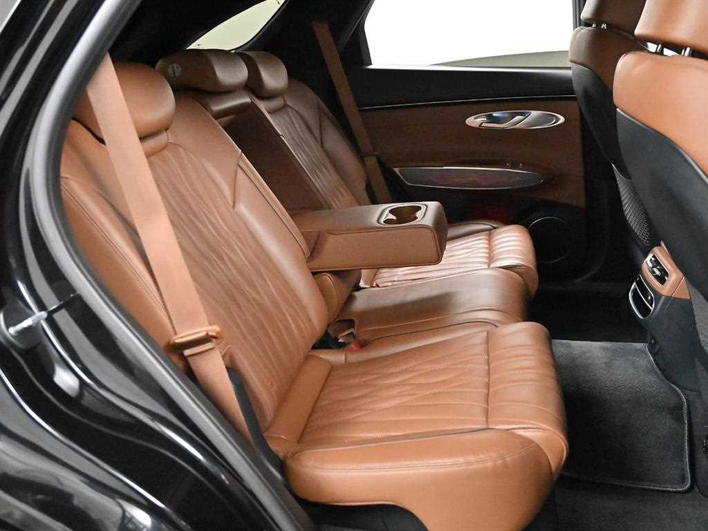 Genesis GV70 - Vista 10