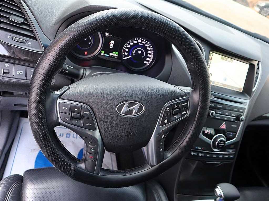 HYUNDAI Grandeur - Vista 8