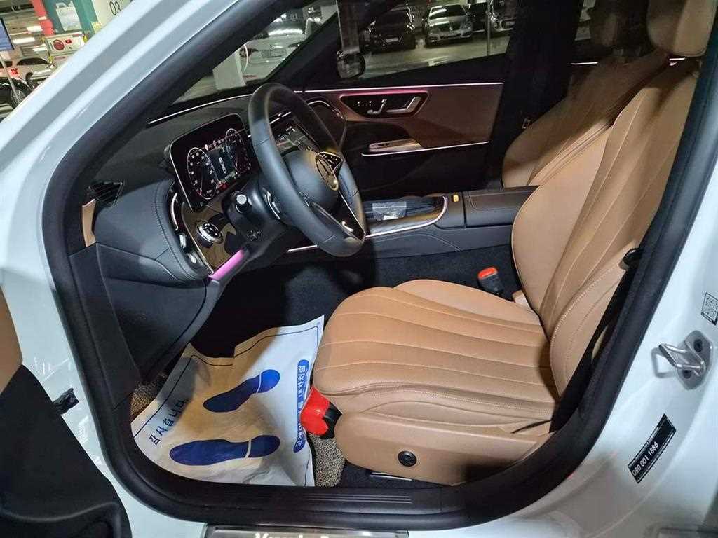 Mercedes Benz E class - Vista 6