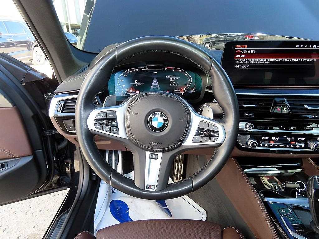 BMW 5 Series - Vista 8