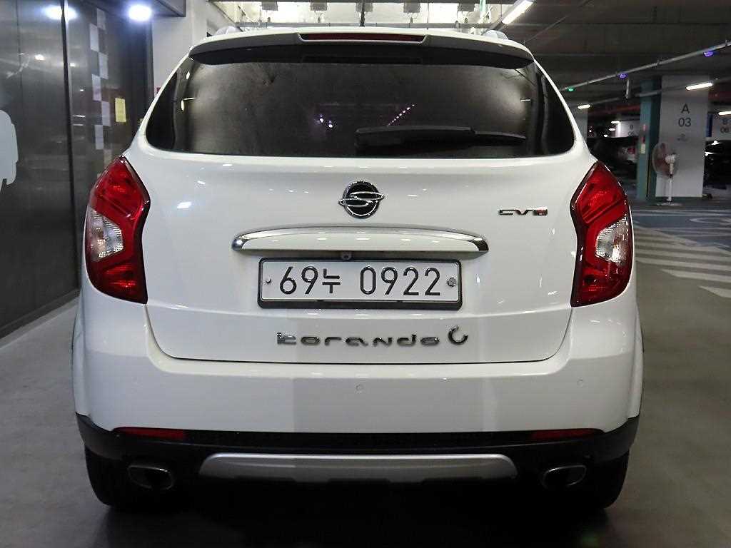 Ssangyong Korando - Vista 5