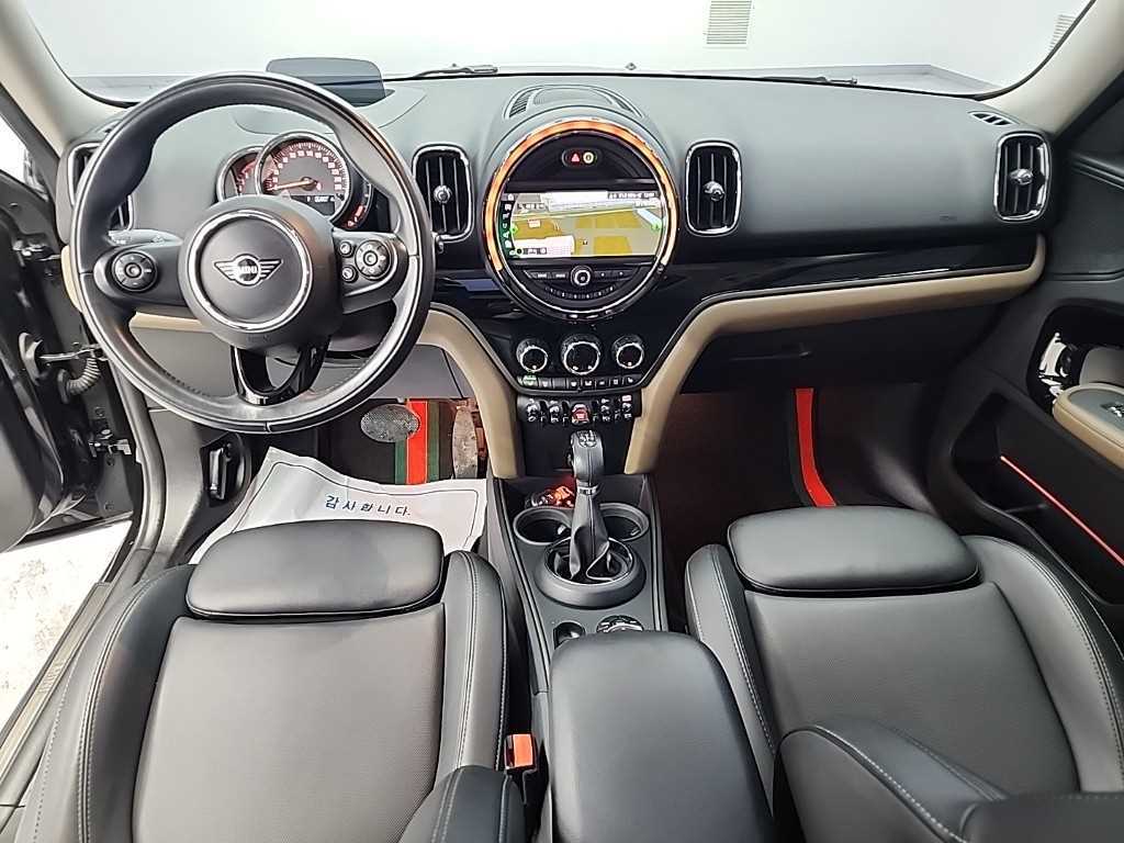 Mini Countryman - Vista 7