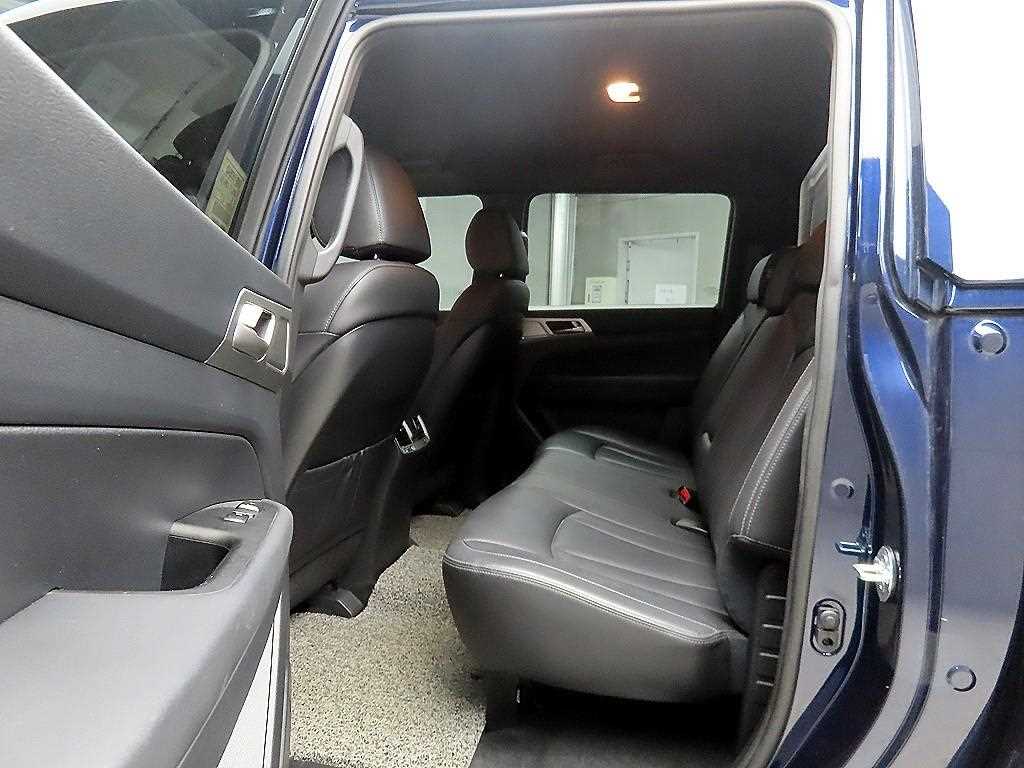Ssangyong Rexton - Vista 6