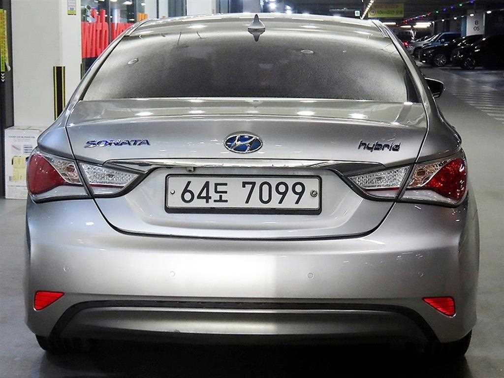 HYUNDAI Sonata - Vista 5