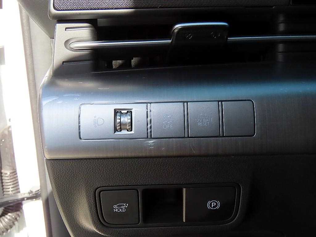 HYUNDAI Kona - Vista 12