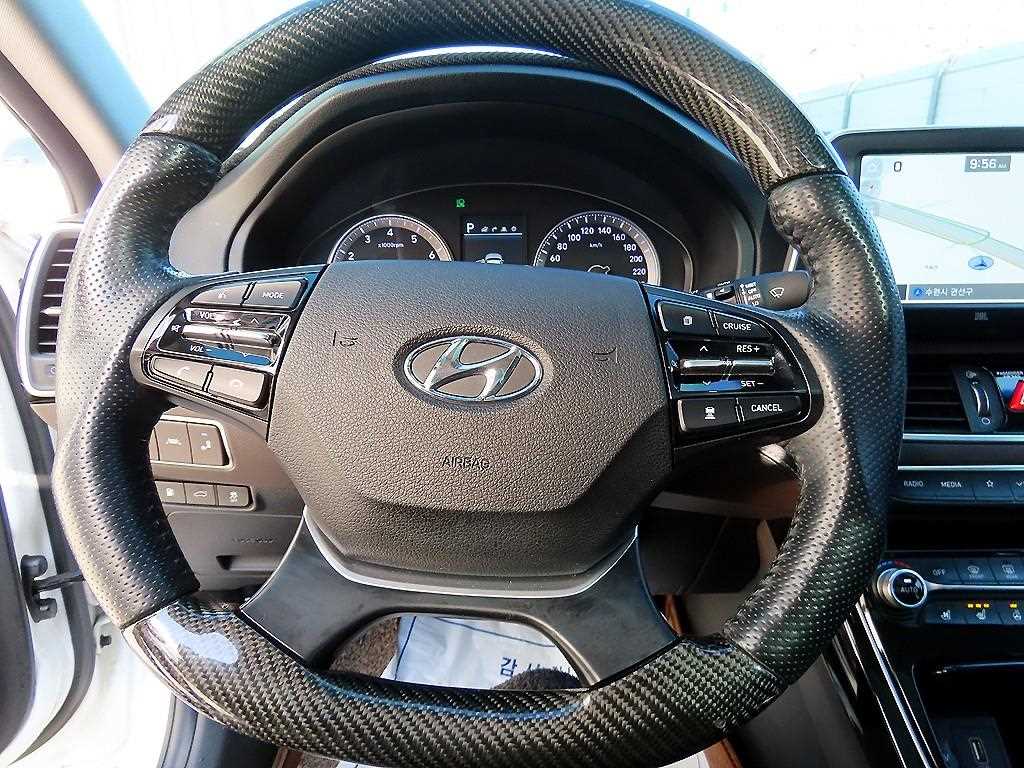 HYUNDAI Grandeur - Vista 8