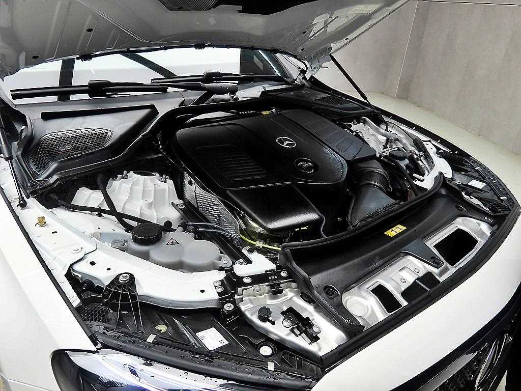 Mercedes Benz E class 2025 the color of pearl - Importación desde Corea - HF Imports Iquique - Foto 19