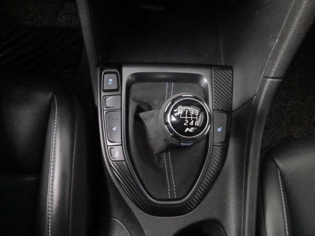 HYUNDAI Veloster 2021 Gris - Importación desde Corea - HF Imports Iquique - Foto 14