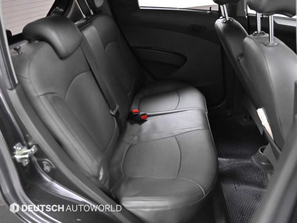 Chevrolet Spark - Vista 12