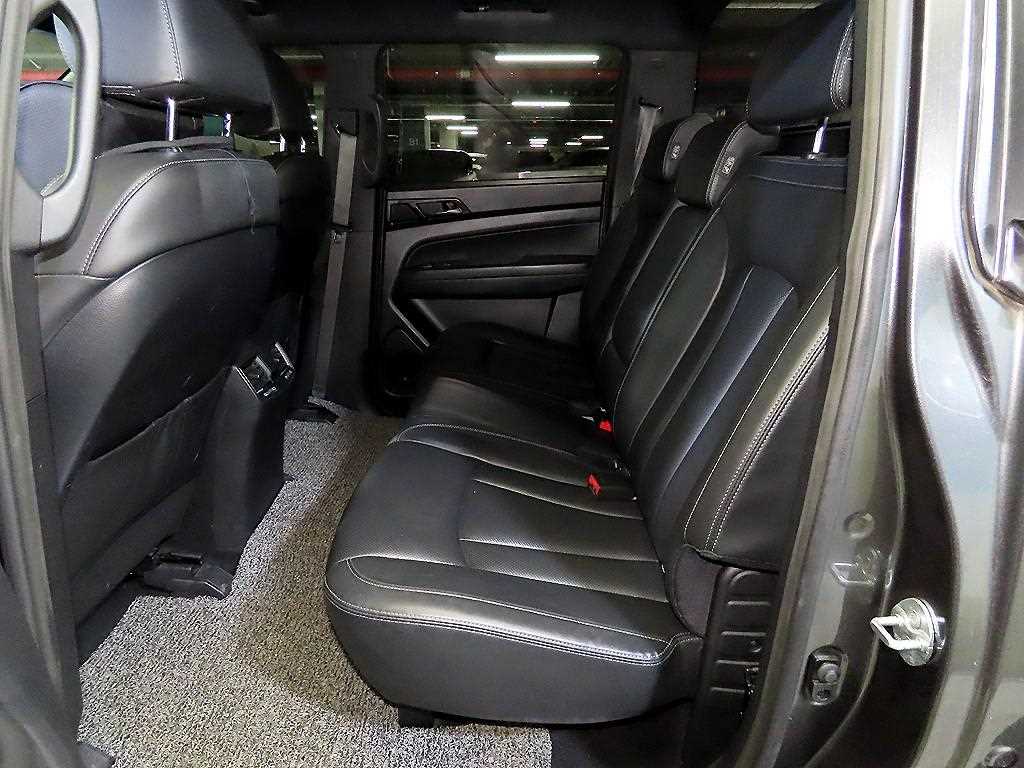 Ssangyong Rexton - Vista 7