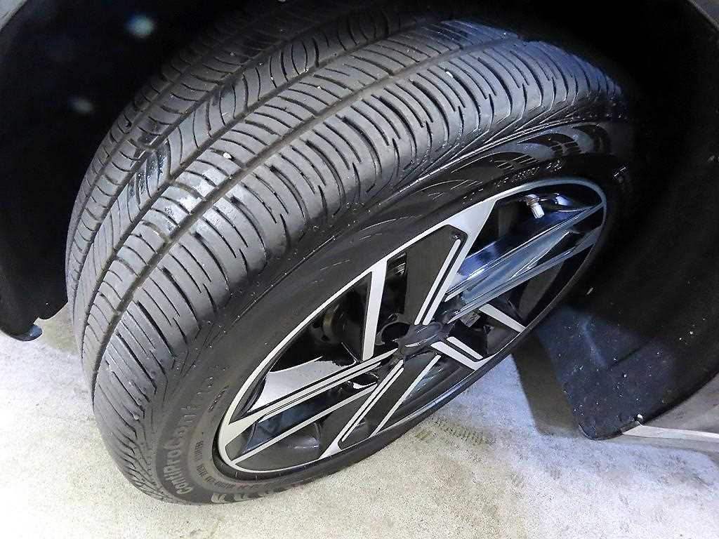 Genesis G80 2025 Negro - Importación desde Corea - HF Imports Iquique - Foto 20