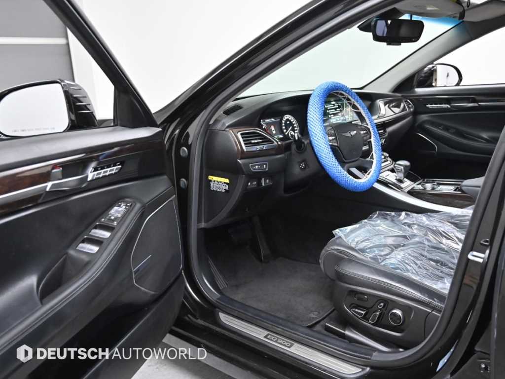 Genesis EQ900 - Vista 11