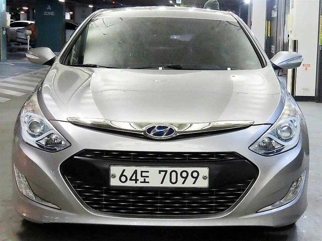 HYUNDAI Sonata - Vista 2