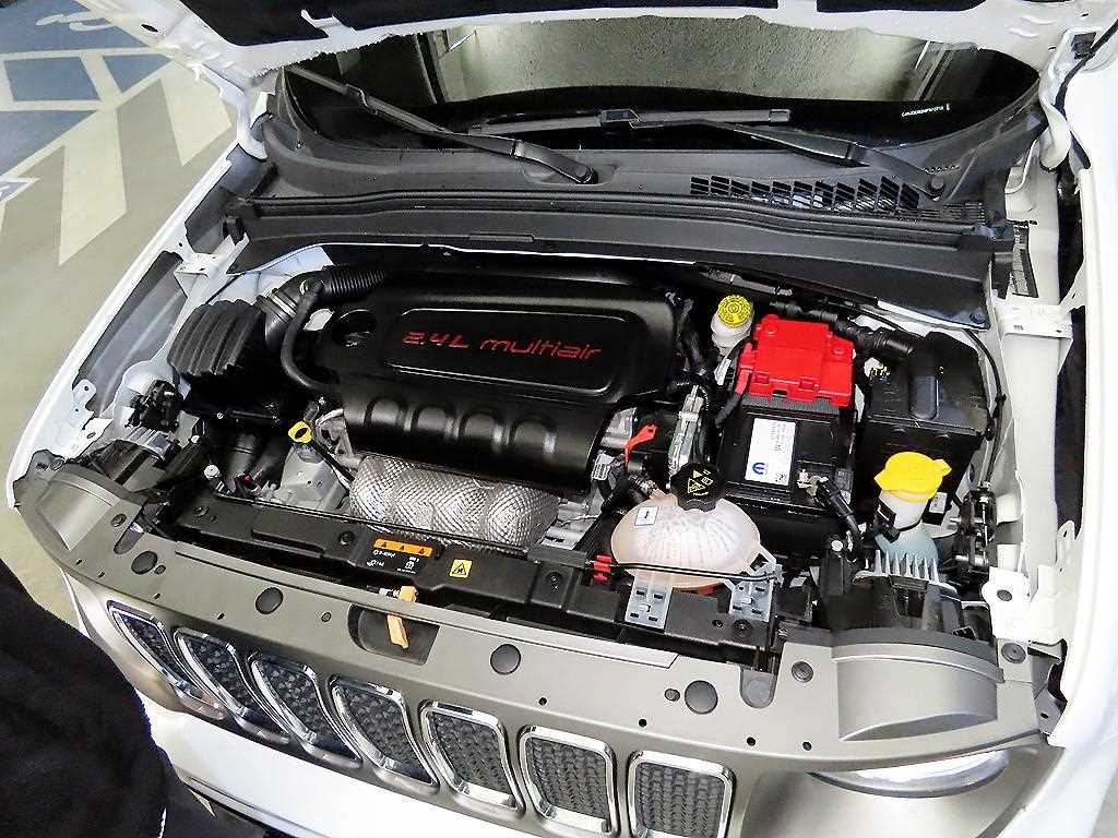 Jeep Renegade 2021 Blanco - Importación desde Corea - HF Imports Iquique - Foto 18