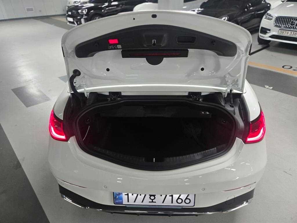 Mercedes Benz CLE Class 2025 Blanco - Importación desde Corea - HF Imports Iquique - Foto 15