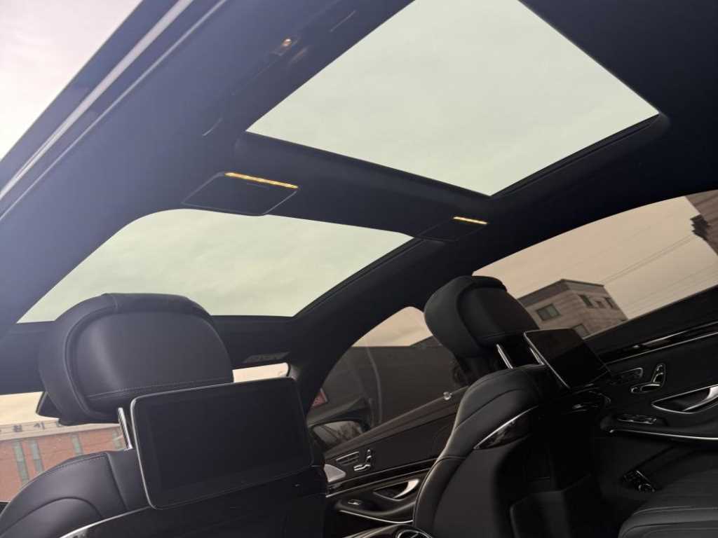 Mercedes Benz S Class - Vista 8