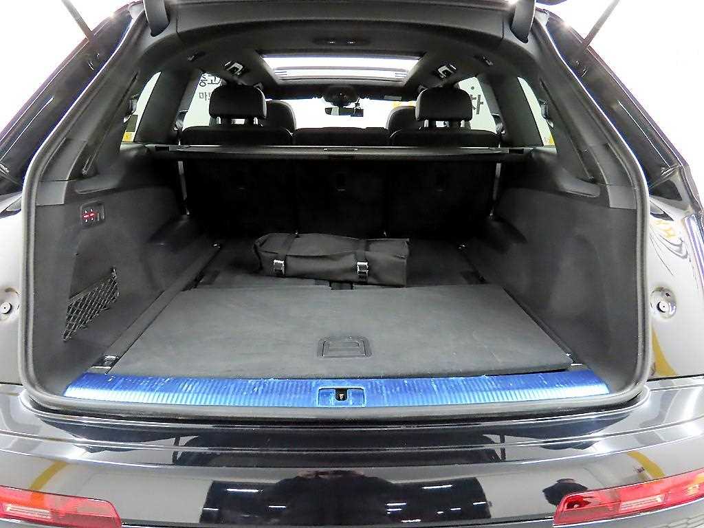 Audi Q7 2021 Negro - Importación desde Corea - HF Imports Iquique - Foto 18