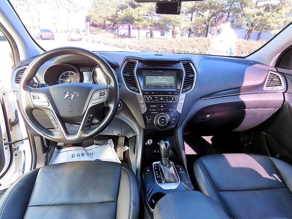 HYUNDAI Santa Fe - Vista 7