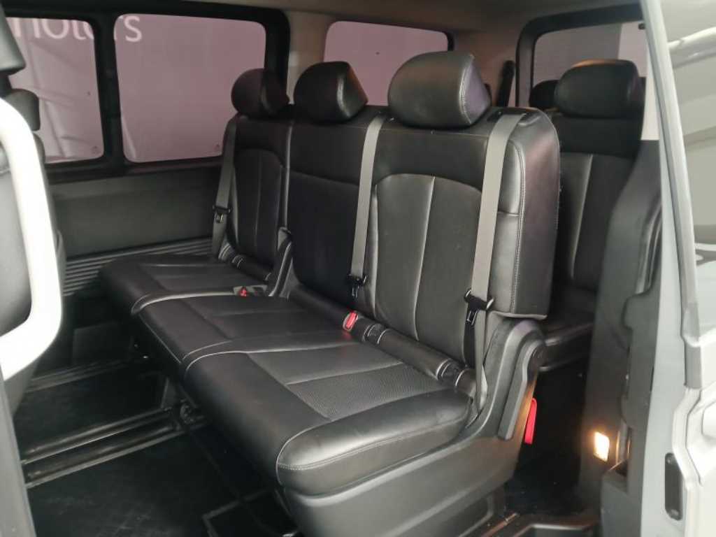 HYUNDAI Staria - Vista 7