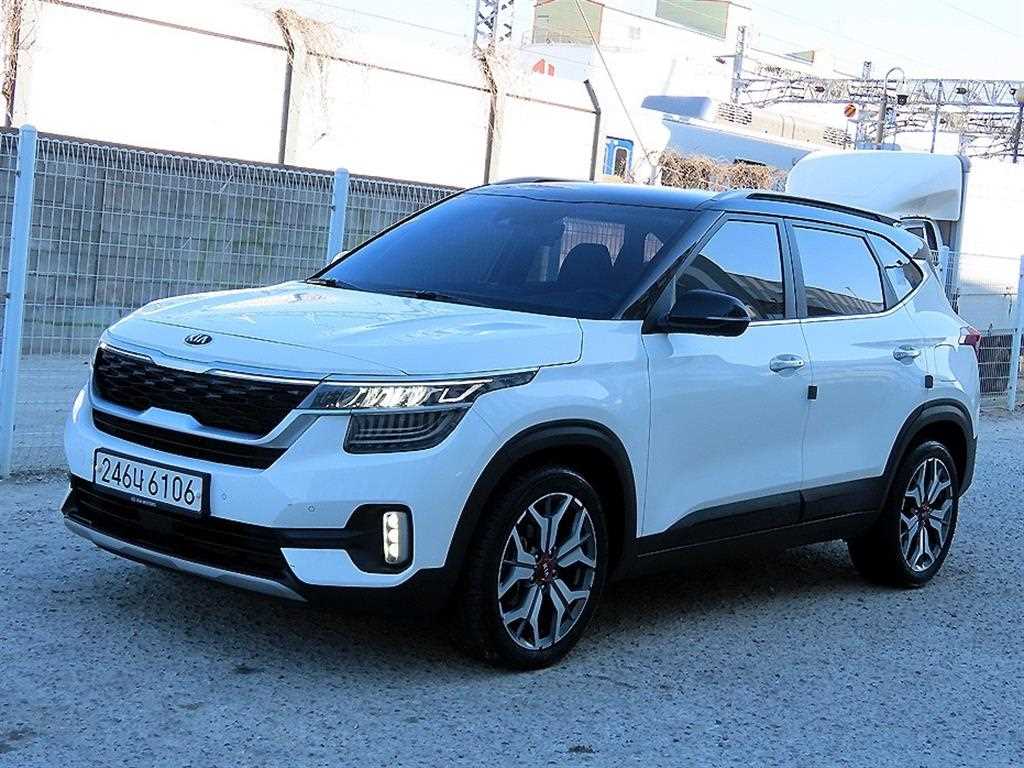 KIA Seltos - Vista 2