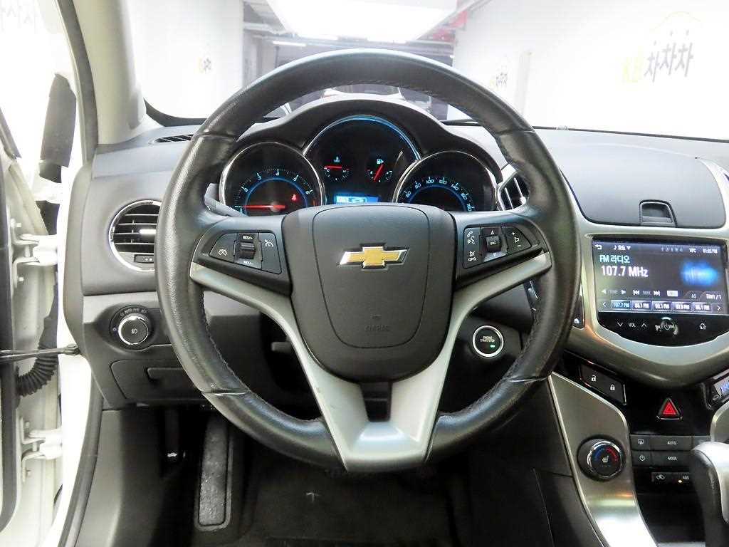 Chevrolet Cruise - Vista 8