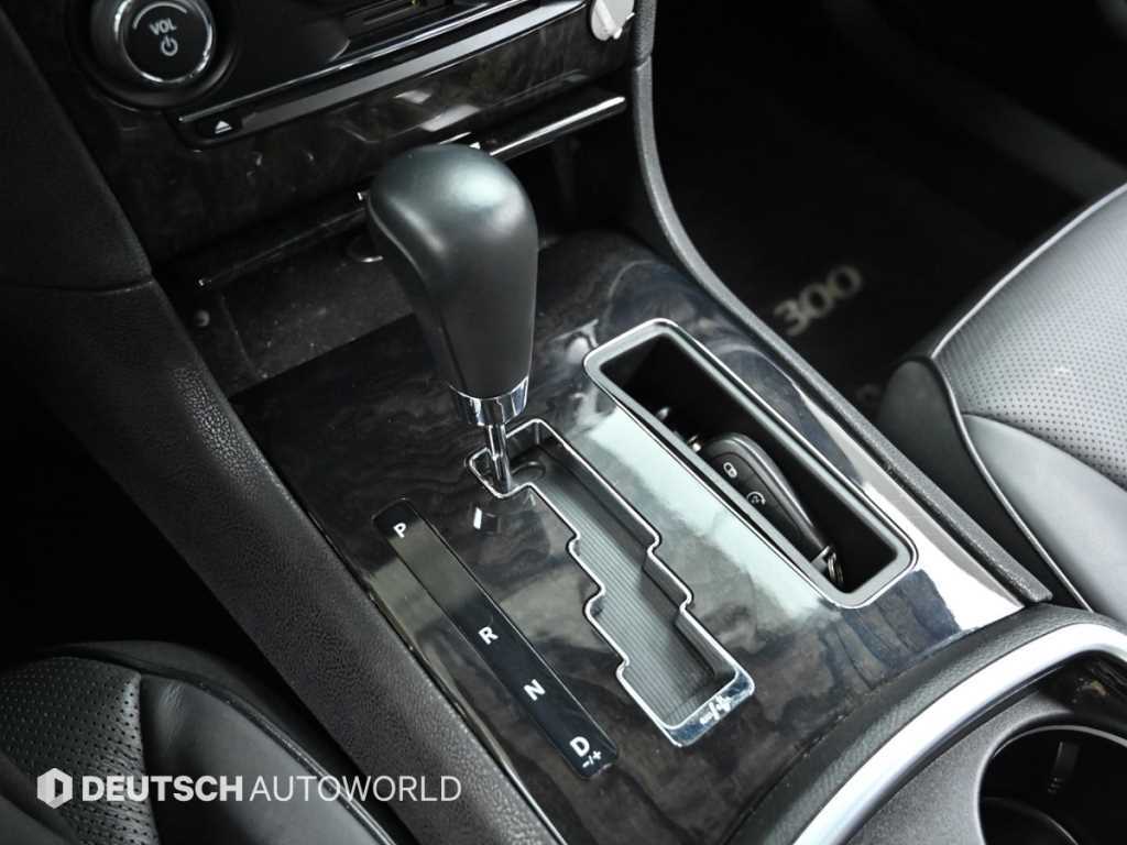 Chrysler 300C - Vista 9