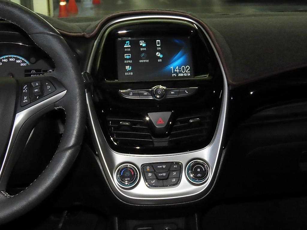 Chevrolet Spark - Vista 11