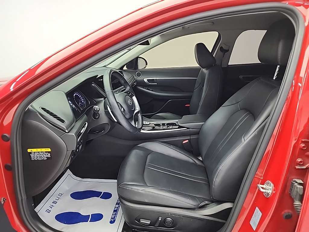 HYUNDAI Sonata - Vista 11