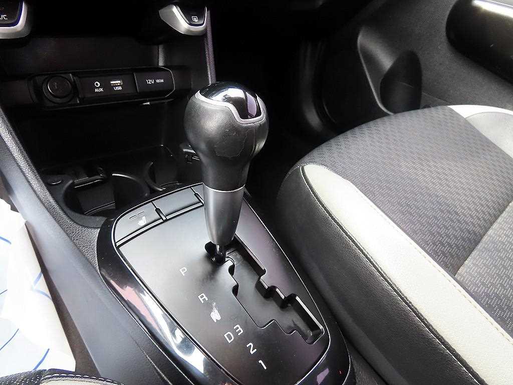 KIA Morning - Vista 11