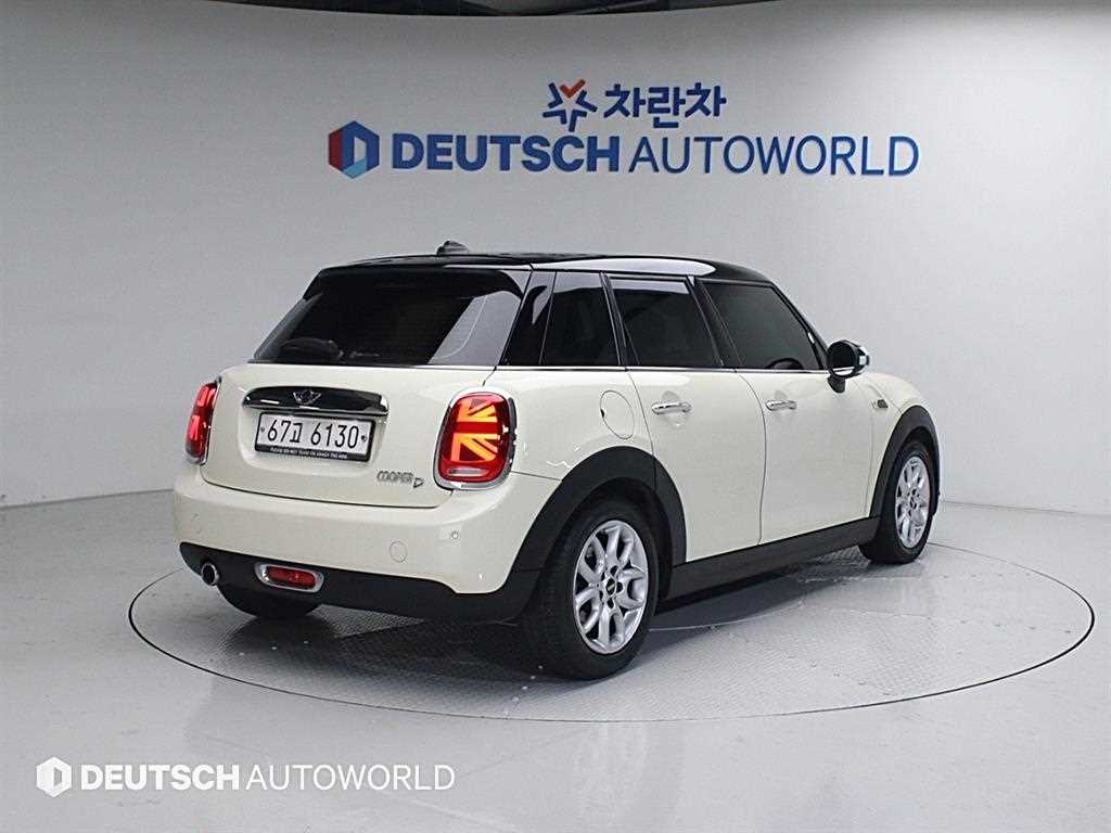 Mini Cooper - Vista 2