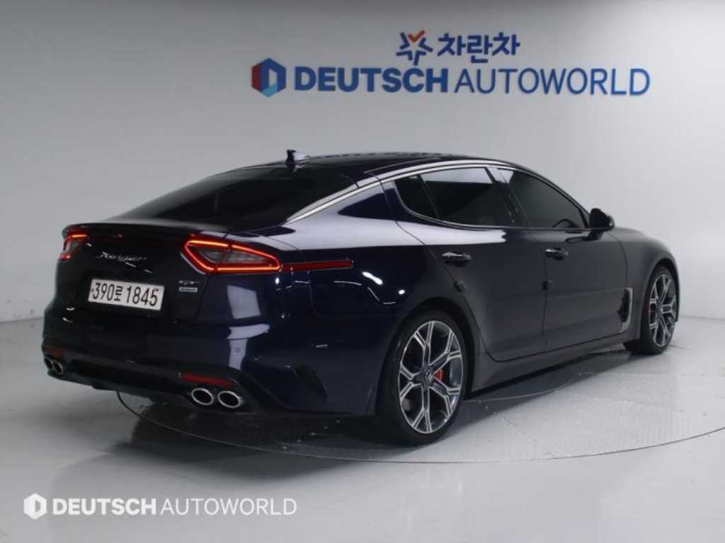 KIA Stinger - Vista 2