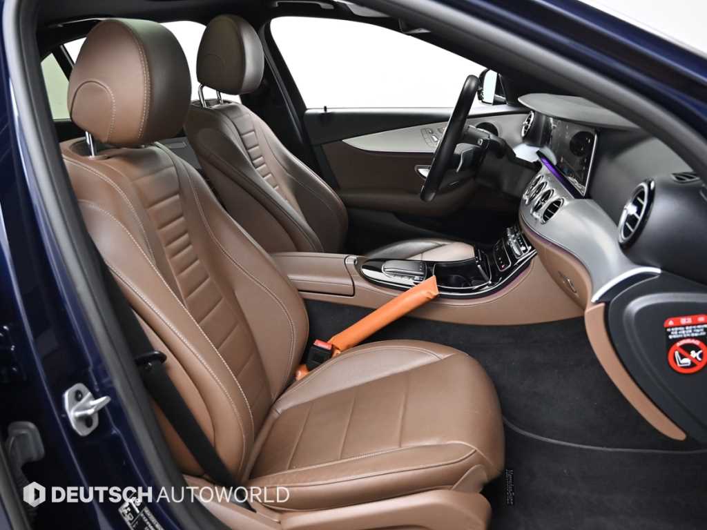 Mercedes Benz E class - Vista 10