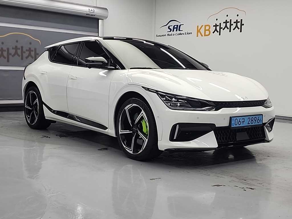 KIA EV6 - Vista 4