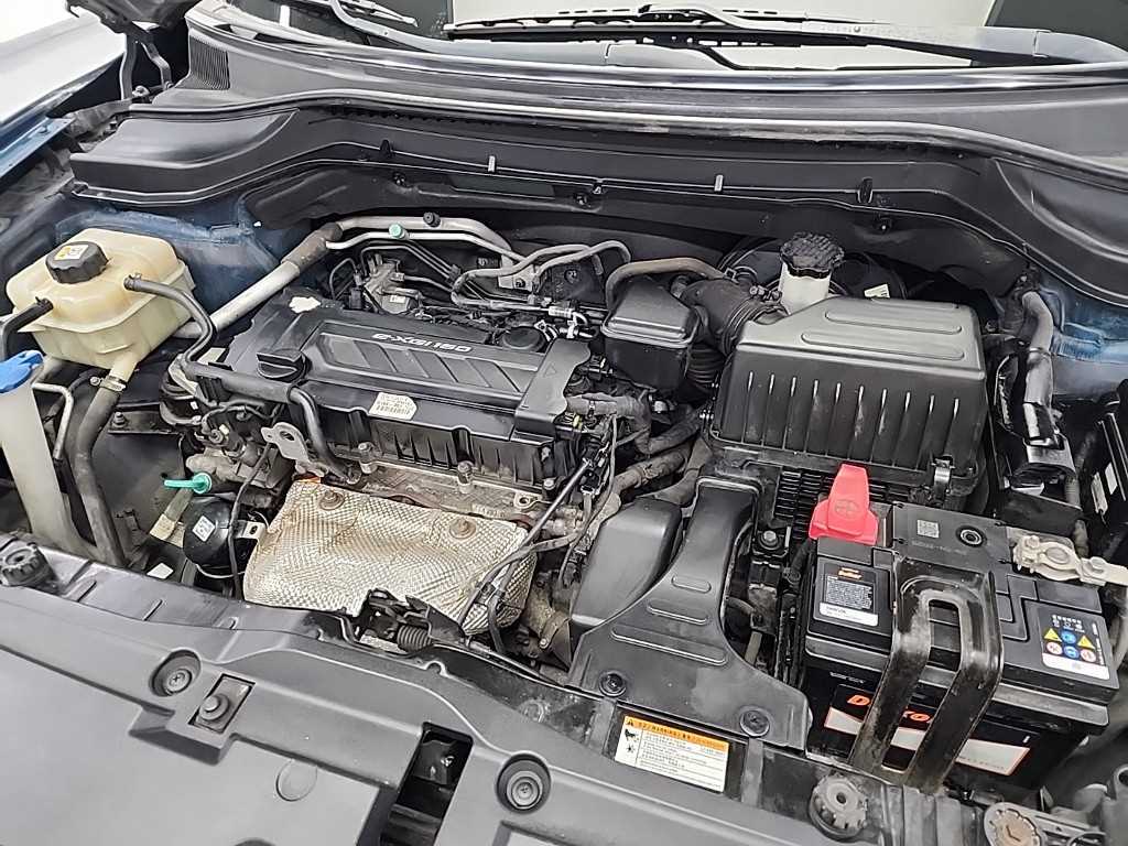 Ssangyong Tivoli - Vista 5