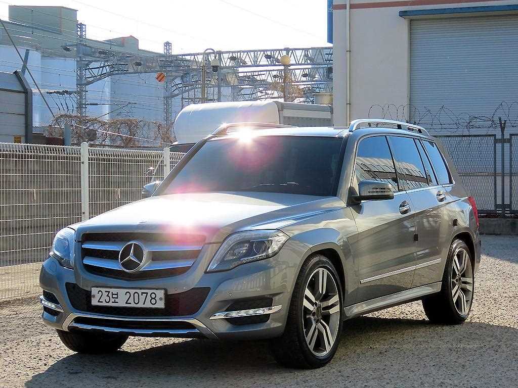 Mercedes Benz GLK Class - Vista 2