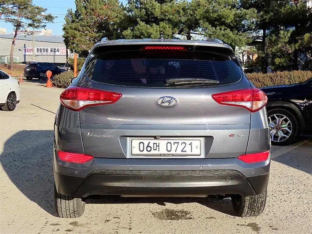 HYUNDAI Tucson - Vista 4