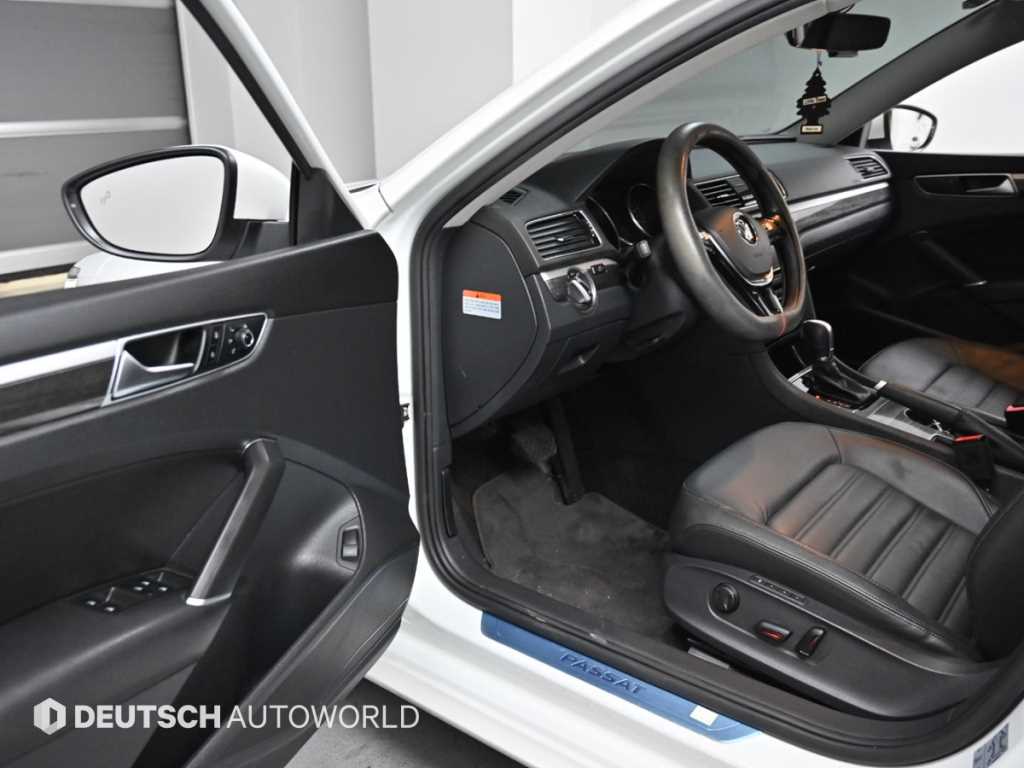 Volkswagen Passat - Vista 11