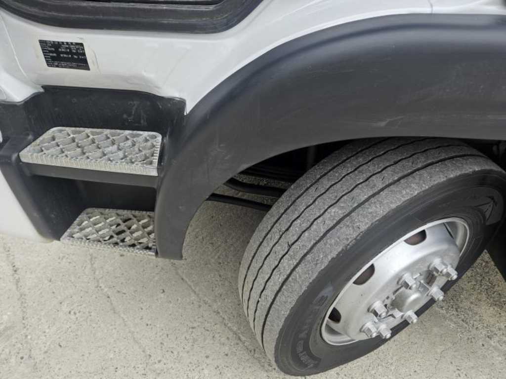 medium and large cargo Cargo 2015 Blanco - Importación desde Corea - HF Imports Iquique - Foto 14