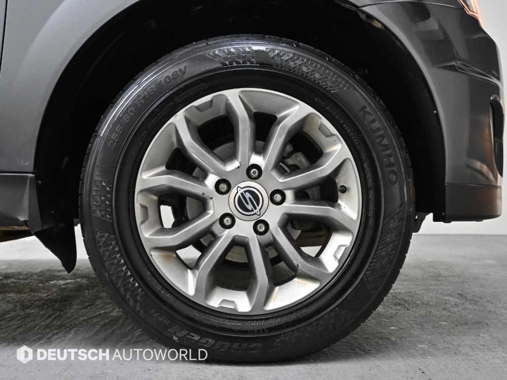 Ssangyong Korando - Vista 5