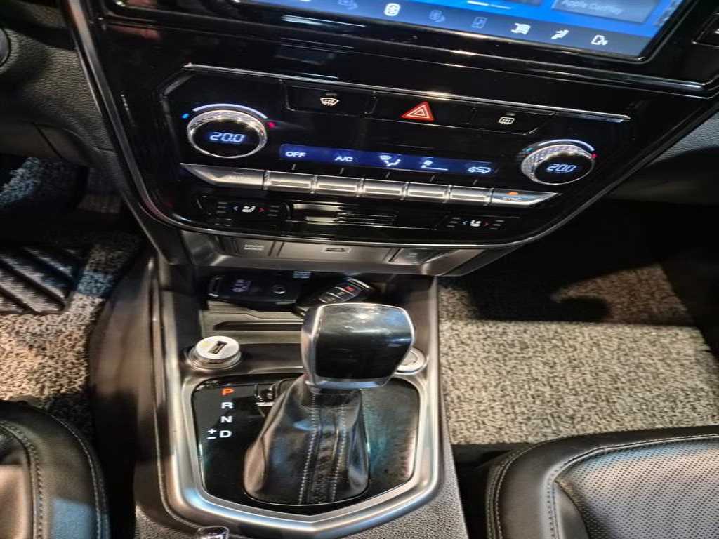 Ssangyong Tivoli 2020 Gris - Importación desde Corea - HF Imports Iquique - Foto 15