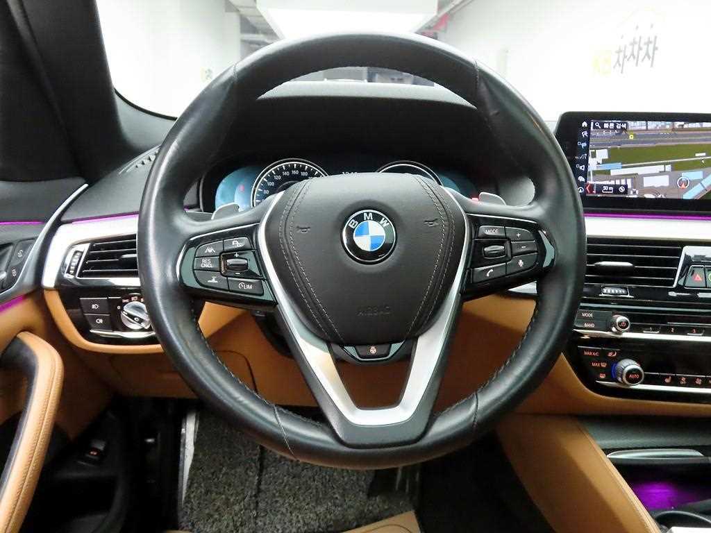 BMW 5 Series - Vista 7