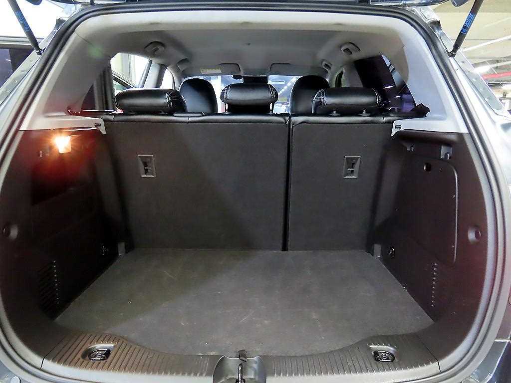 Chevrolet Trax 2018 Gris - Importación desde Corea - HF Imports Iquique - Foto 18