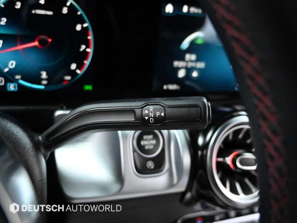 Mercedes Benz GLB Class - Vista 9