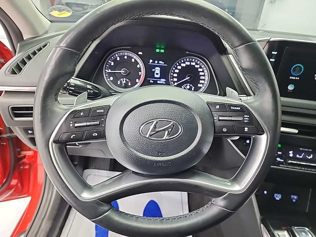 HYUNDAI Sonata - Vista 9