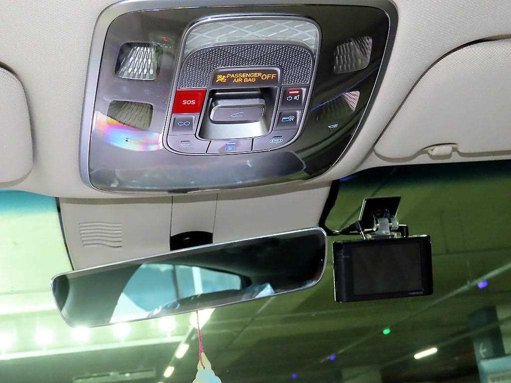 Genesis G80 2025 Negro - Importación desde Corea - HF Imports Iquique - Foto 14